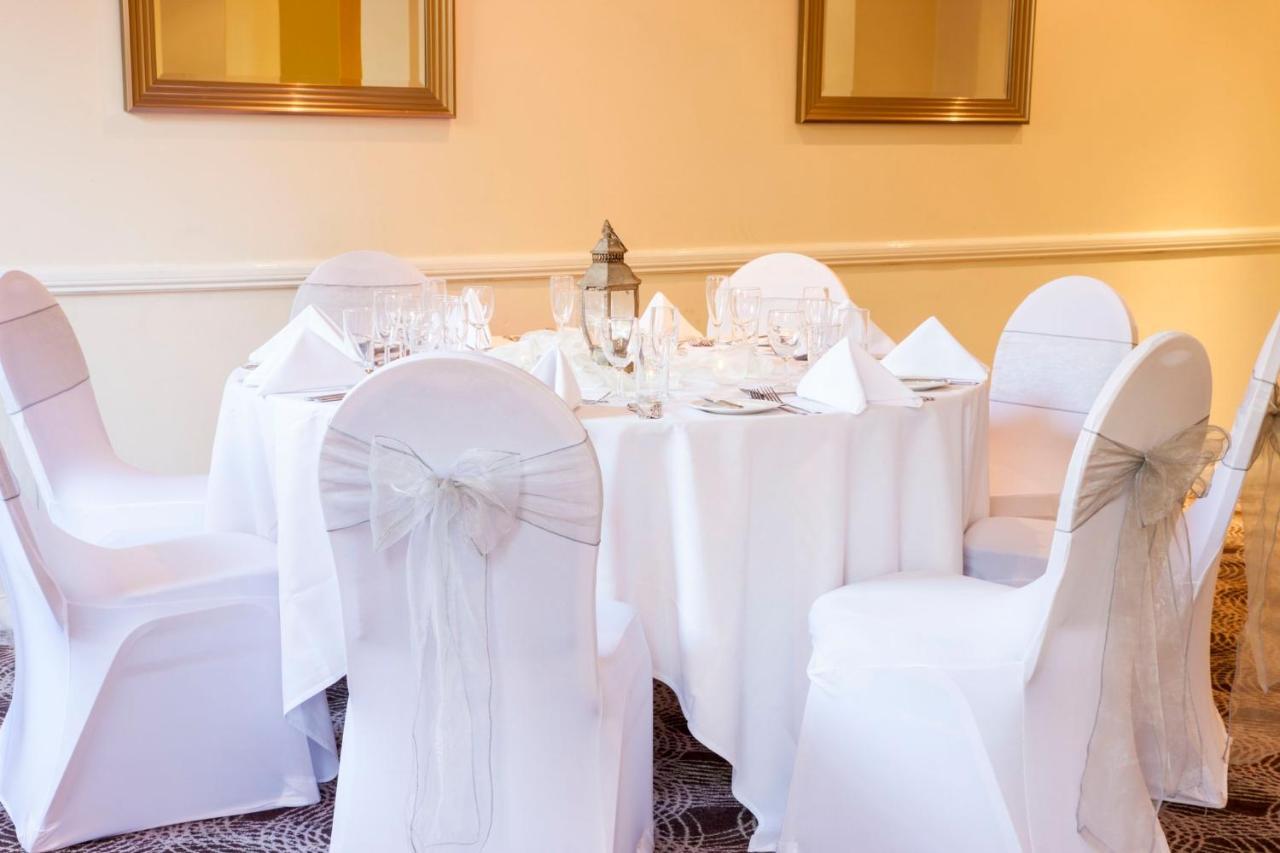 Holiday Inn Leamington Spa - Warwick By Ihg Exterior foto