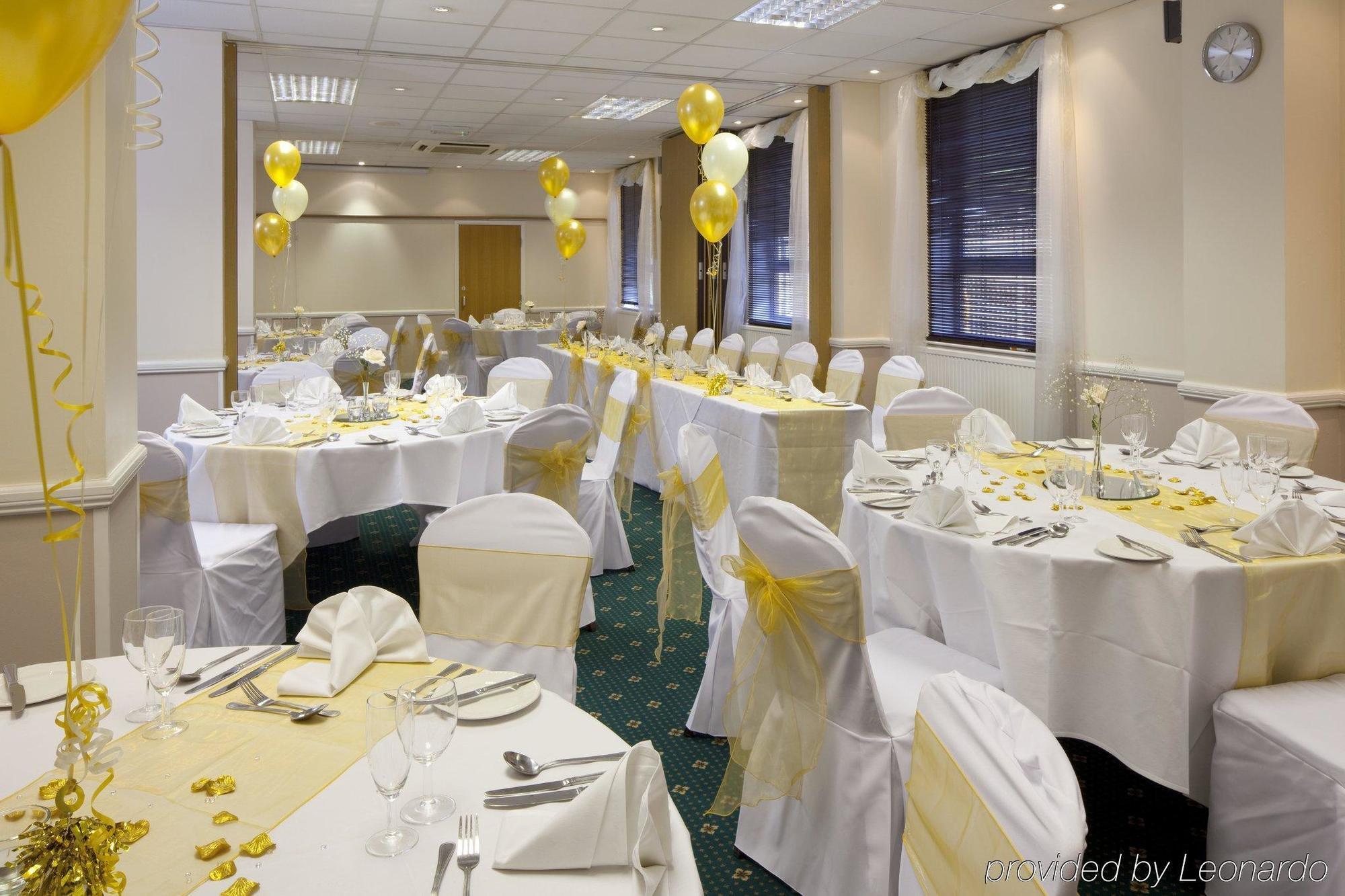 Holiday Inn Leamington Spa - Warwick By Ihg Exterior foto
